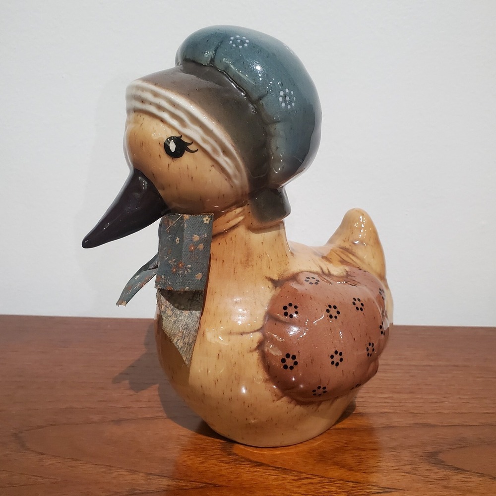 Studio Pottery Ceramic Mother Goose, Mr. Ceramics Iola, WI, 8.5" tall‎